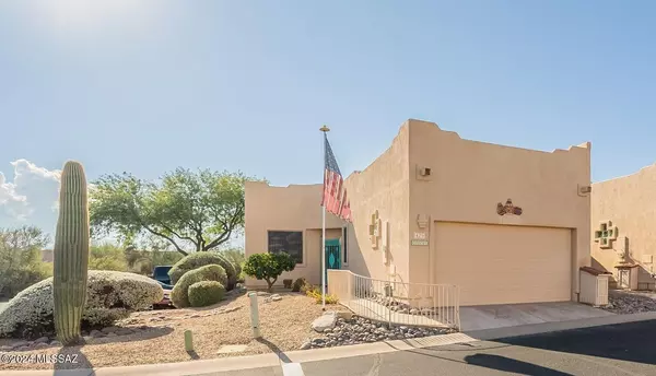 429 W Windham Boulevard, Green Valley, AZ 85614