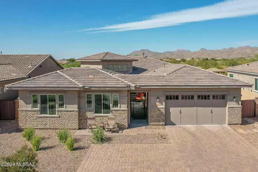 13607 N Meadowhawk Lane, Oro Valley, AZ 85755