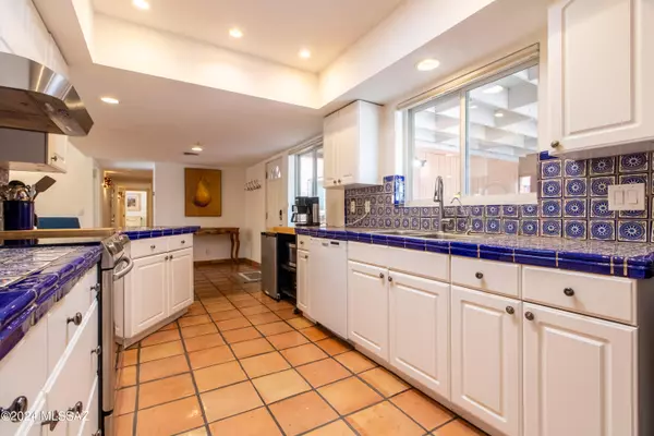 Tucson, AZ 85716,3752 E Calle Guaymas