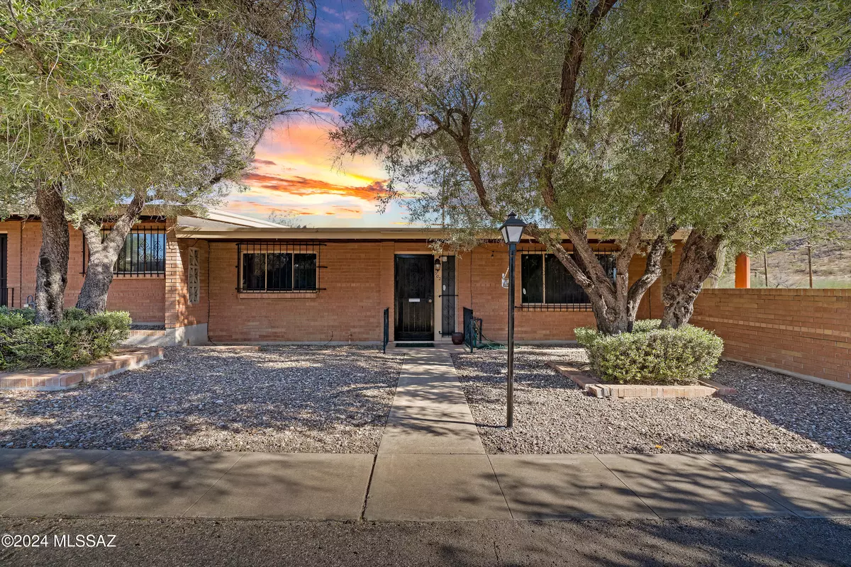 Tucson, AZ 85745,1902 W Anklam Road