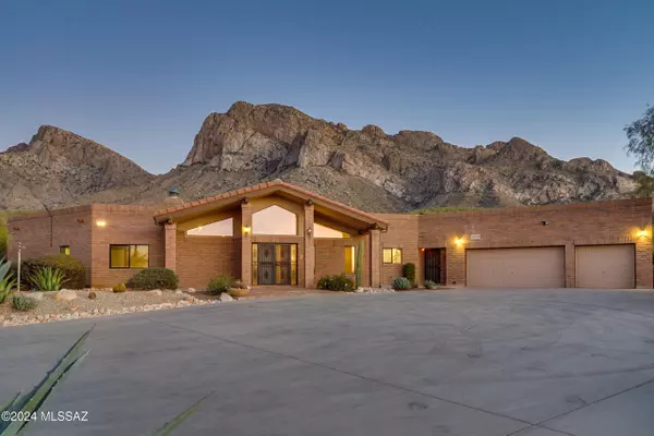 Oro Valley, AZ 85704,1060 E Canada Vista Place