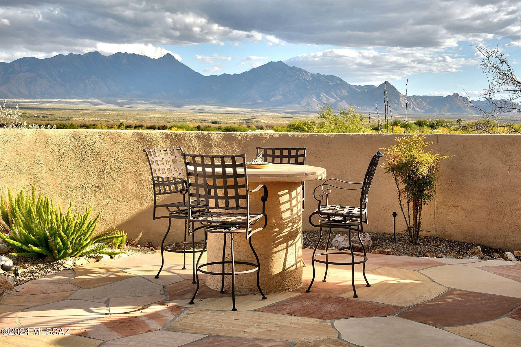 630 W Placita Quieta, Green Valley, AZ 85622
