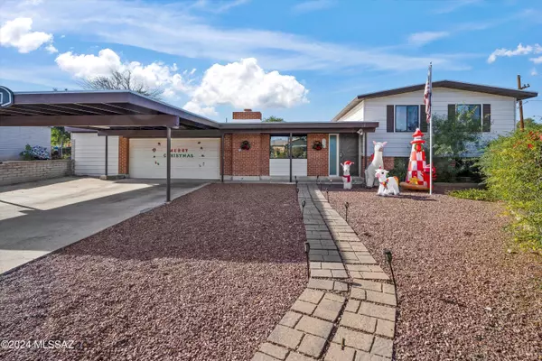 8232 E Brent Place, Tucson, AZ 85710