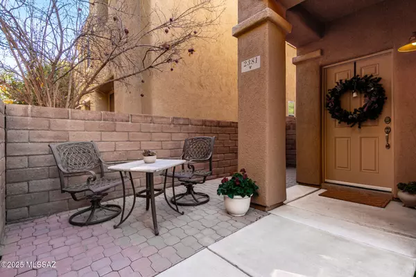 2381 E Autumn Flower Drive, Tucson, AZ 85718