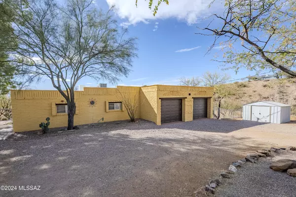 1312 Avenida Gutierrez, Rio Rico, AZ 85648