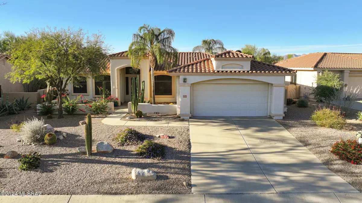 Oro Valley, AZ 85737,151 E Silverstone Place