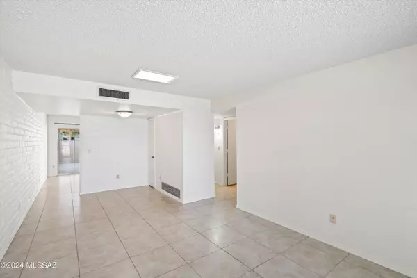 Tucson, AZ 85716,3240-3242 E Monte Vista Drive