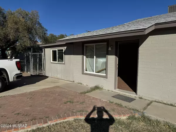 Tucson, AZ 85711,5609 E Juarez Street