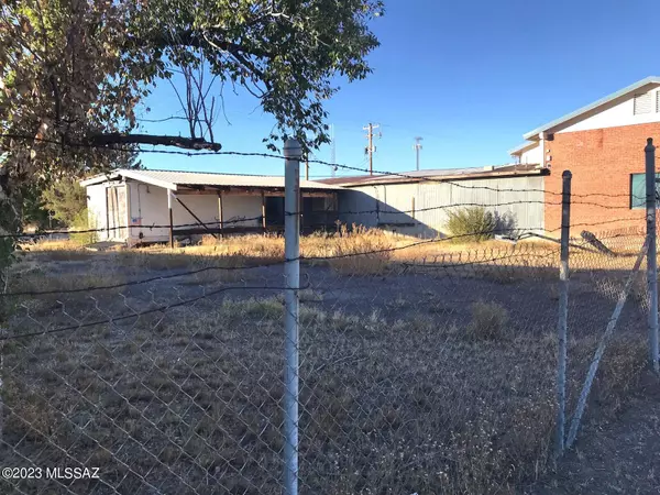 Willcox, AZ 85643,516 S Railroad Avenue