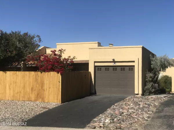 4372 W Pyracantha Drive, Tucson, AZ 85741