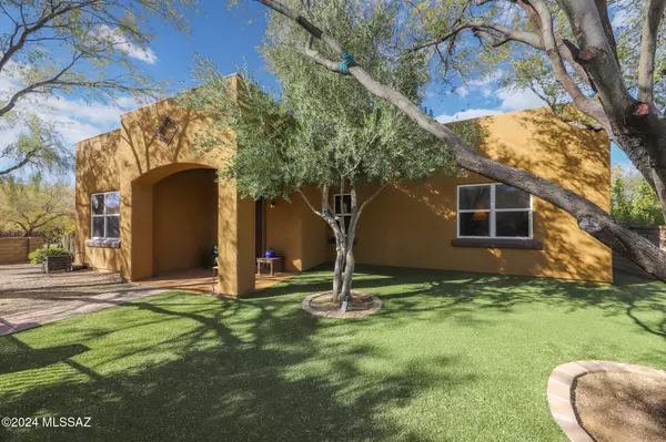 10570 E Eleanor Maldonado Place, Tucson, AZ 85747