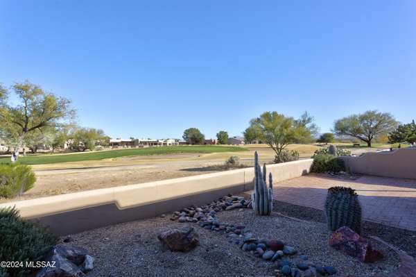 710 W Calle De La Pelotita, Green Valley, AZ 85614