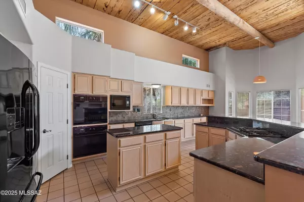 Oro Valley, AZ 85737,1901 W Carnoustie Place