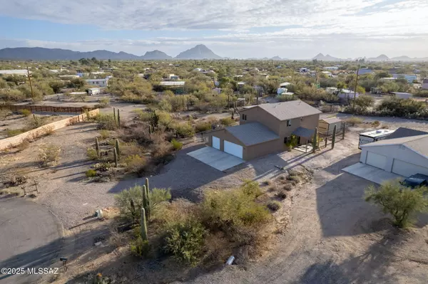 7835 W Southern Triangle Place, Tucson, AZ 85735