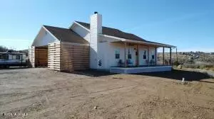 16911 S Joshua Tree Road, Mayer, AZ 86333