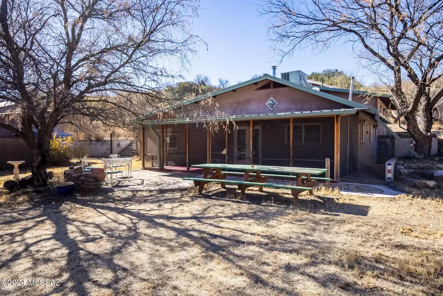 450 Costello Drive, Patagonia, AZ 85624