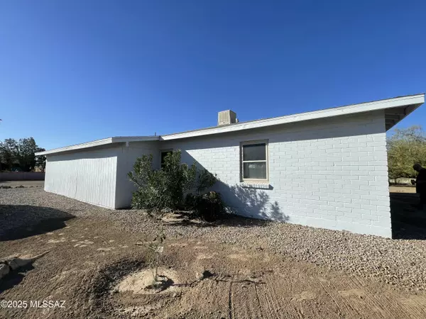 4202 S Kostka Avenue, Tucson, AZ 85714