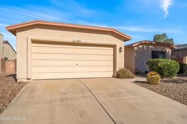 10201 E Circle Pines Drive, Tucson, AZ 85748