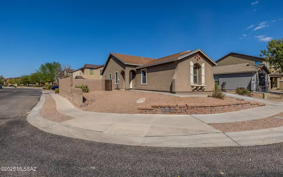 5283 E Desert Straw Lane, Tucson, AZ 85756