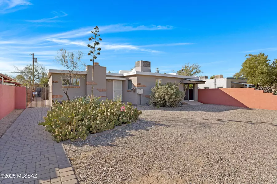 2526 E Lee Street, Tucson, AZ 85716