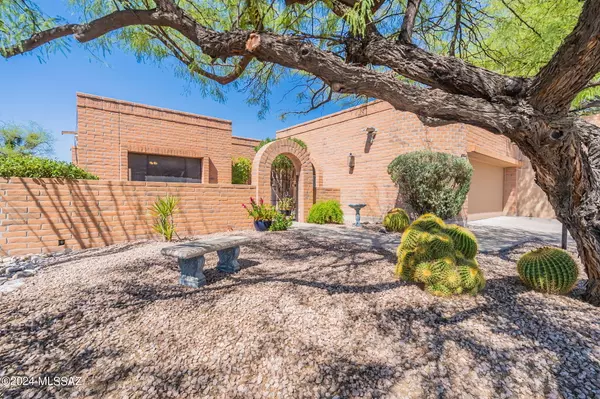 5543 N Camino Del Penoso, Tucson, AZ 85750