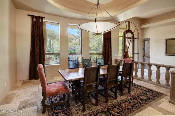 Tucson, AZ 85718,7401 N Mystic Canyon Drive