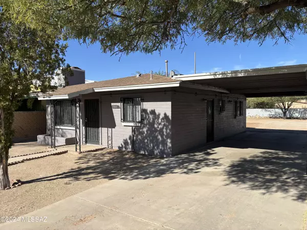 Tucson, AZ 85713,737 E 33rd Street