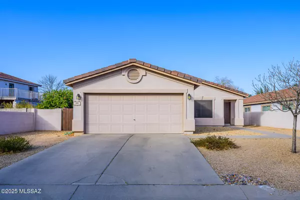 106 E Majesty Palm Place, Sahuarita, AZ 85629