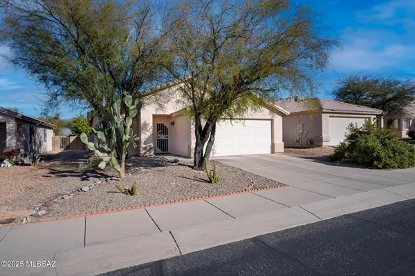 2522 W Cezanne Circle, Tucson, AZ 85741