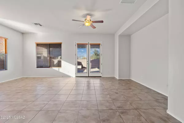 Tucson, AZ 85743,7826 W Sage Creek Court