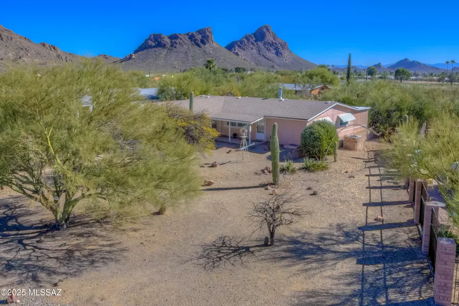 5751 W Lone Star Drive, Tucson, AZ 85713