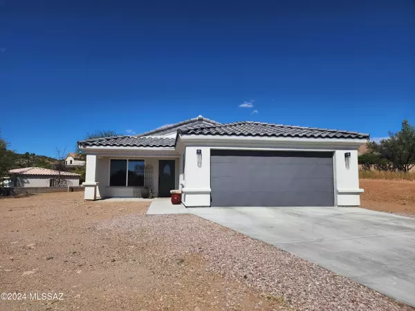 464 Tapiz Court, Nogales, AZ 85648