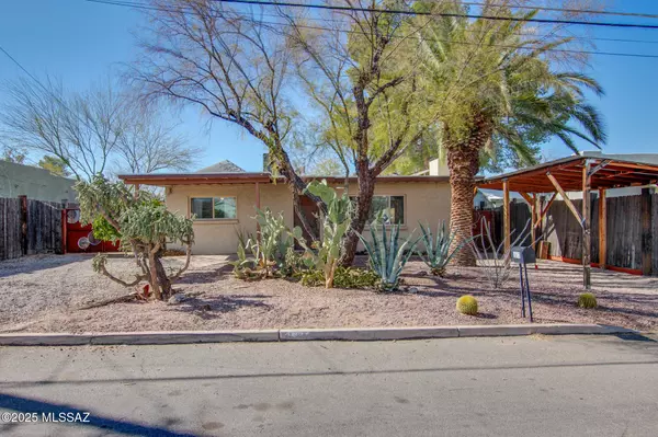 2537 N Desert Avenue, Tucson, AZ 85712