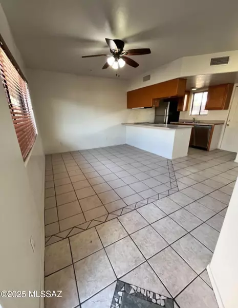 1717 E Glenn Street, Tucson, AZ 85719