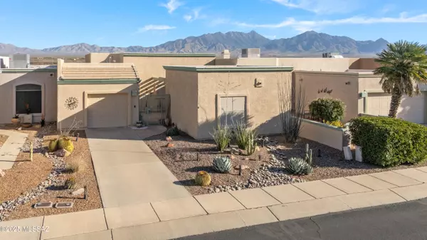 2207 S Cliff Drive, Green Valley, AZ 85614