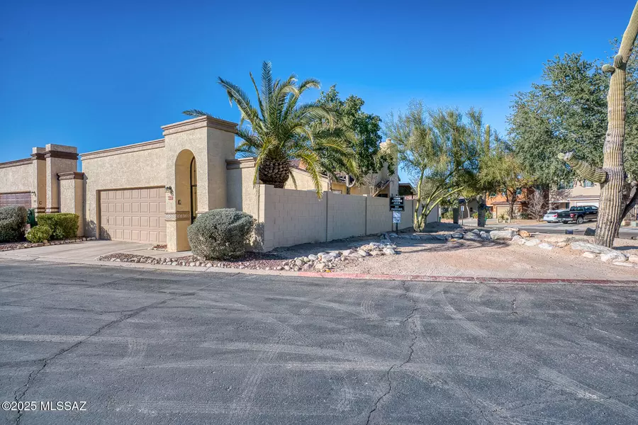 4812 W Doria Drive, Tucson, AZ 85742