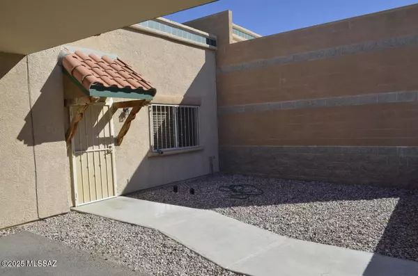 Tucson, AZ 85706,1383 E Zulema Loop