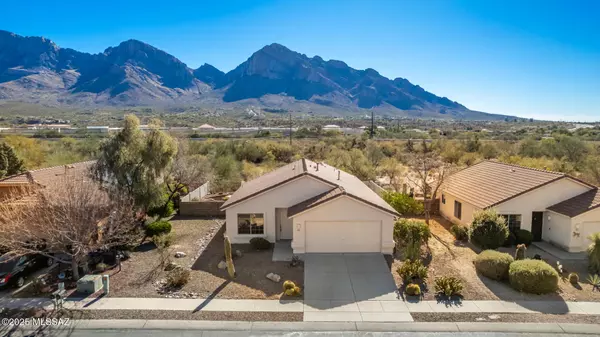 600 E River Walk Drive, Oro Valley, AZ 85737