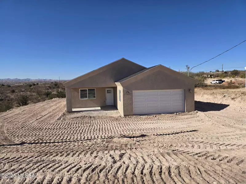 1084 Ceda Court, Rio Rico, AZ 85648