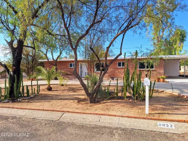 Tucson, AZ 85710,6932 E 4th Street