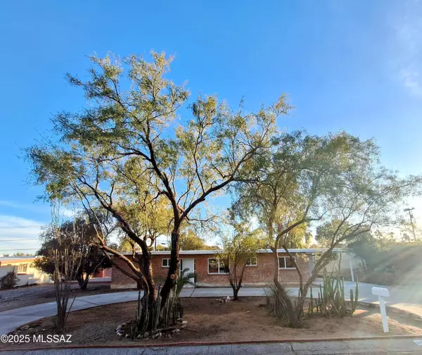 6932 E 4th Street, Tucson, AZ 85710