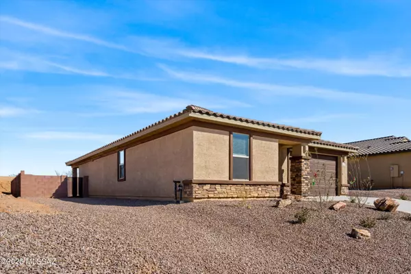 Sahuarita, AZ 85629,350 N Pecan Canyon Lane