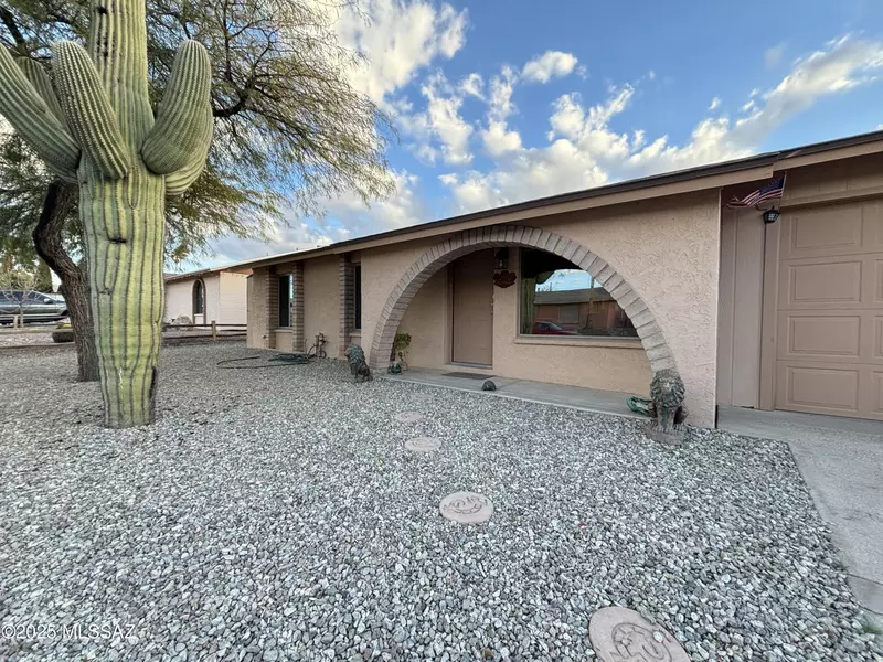 4079 W Firethorn Street, Tucson, AZ 85741