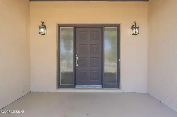 Green Valley, AZ 85614,1000 S La Higuera