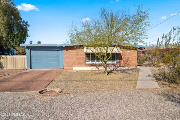 5625 E Bellevue Street, Tucson, AZ 85712