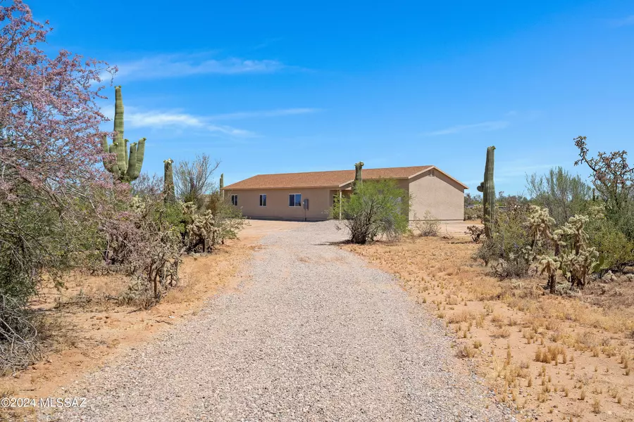 5783 N Avra Road, Tucson, AZ 85743