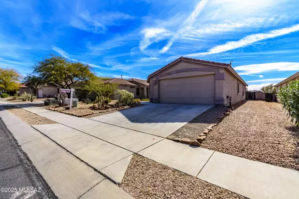 Marana, AZ 85658,5577 W Painted Cliff Drive