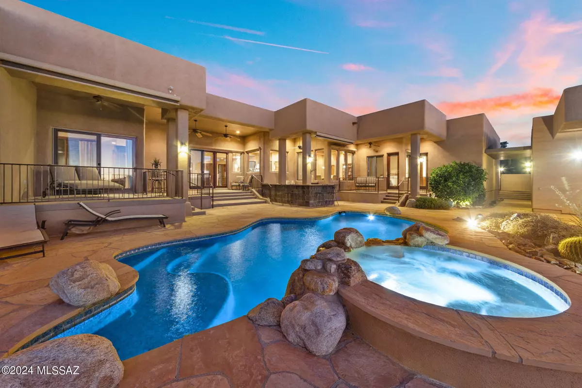 Tucson, AZ 85718,5261 N Corte Casa Del Sol