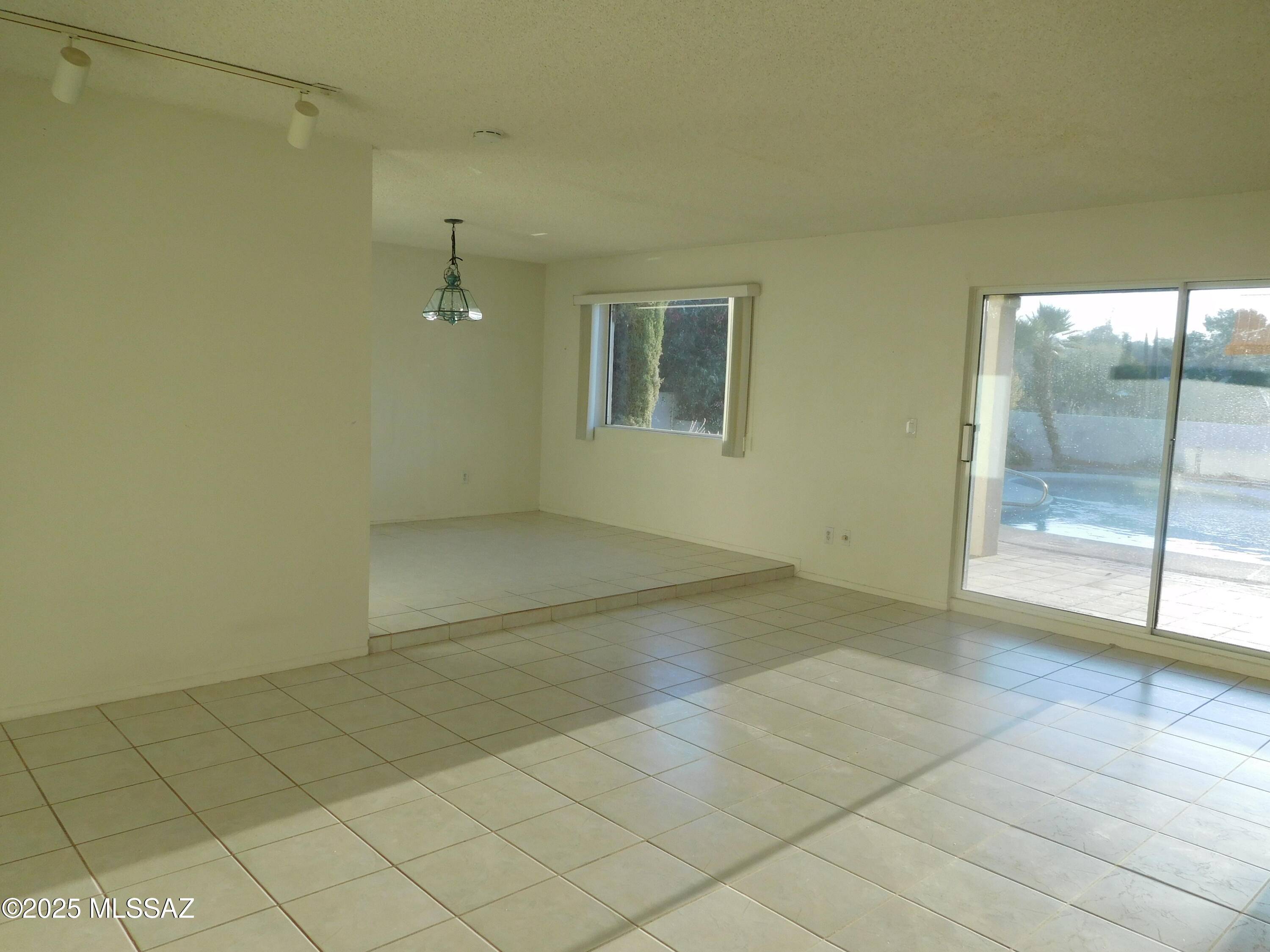 Tucson, AZ 85742,7932 N Casas Cameo