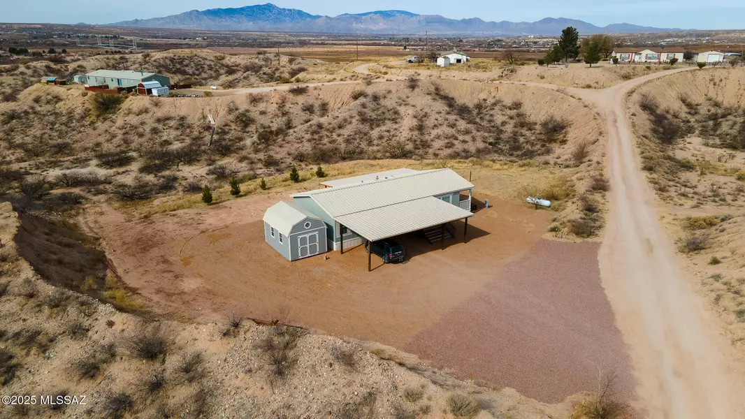 288 N Dusty Tyra Road, Benson, AZ 85602